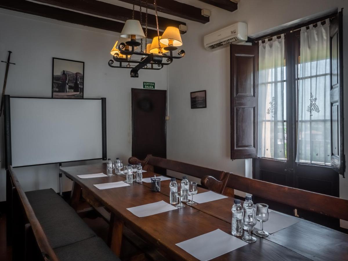 Masia Can Sala Hotel Montornes Del Valles Ngoại thất bức ảnh